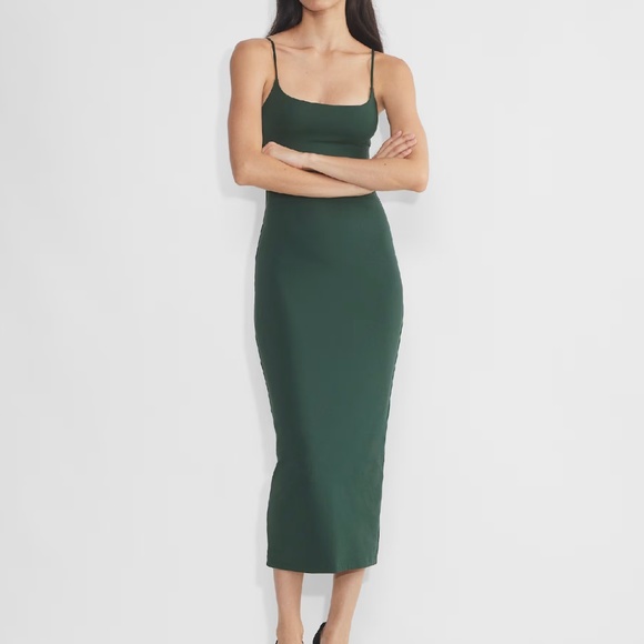 Original Contour Cami Maxi Dress from Aritzia - Picture 1 of 3